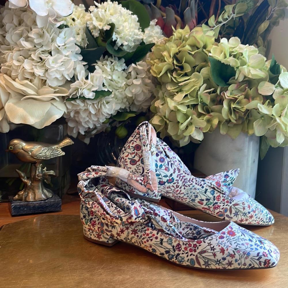 NWOT! J. Crew “Poppy Liberty” Floral Print Ankle Toe Flats